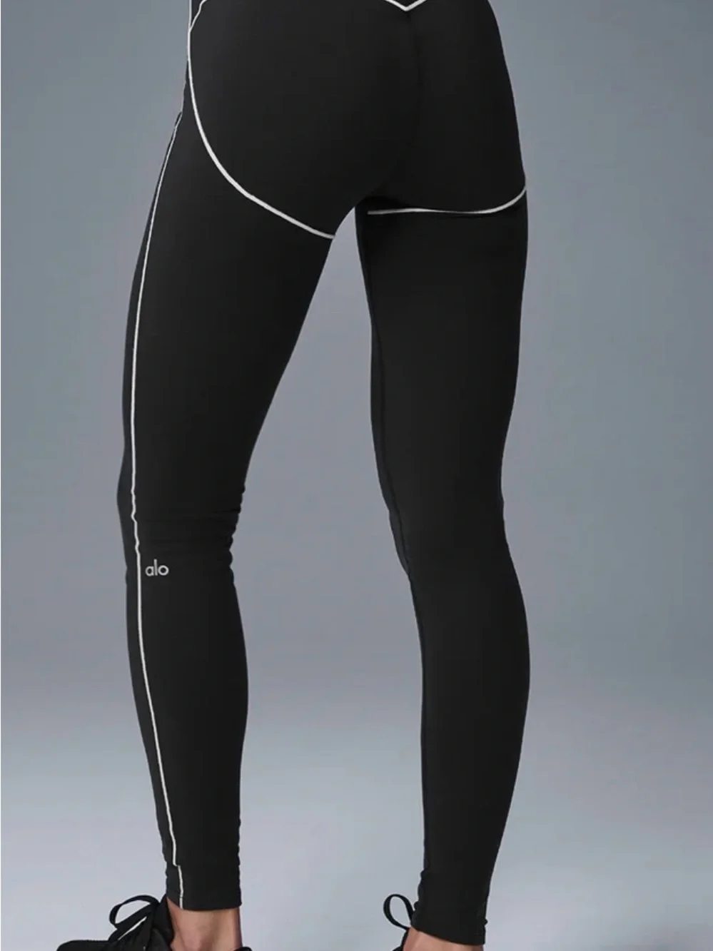 Alo Yoga Airbrush High-Waist Heart Throb Legging Size Small New Without Tag